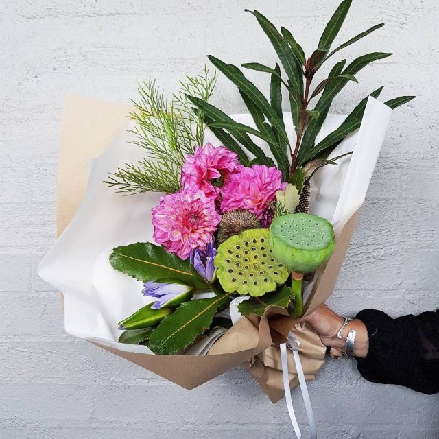 SEASONAL ARRANGEMENT - SMALL - Image 8